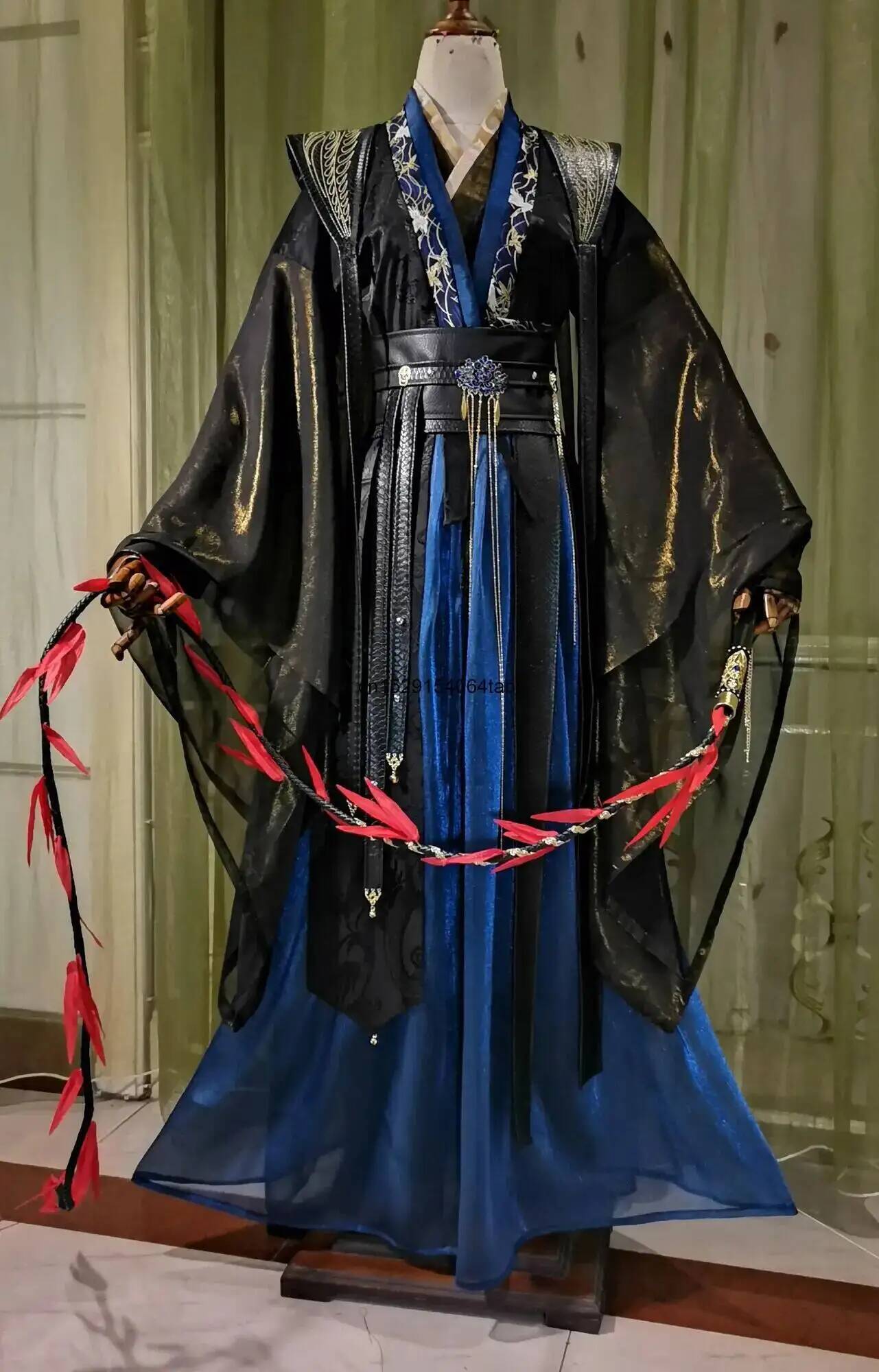  Mo Ran The Husky And His Whit - Queen Anime Cosplay 评论和价格